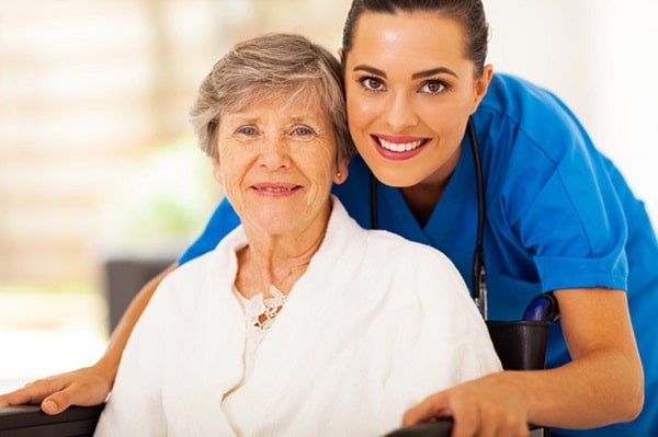 پرستار سالمند: خدمات ارزان مراقبت و نگهداری از افراد پیر