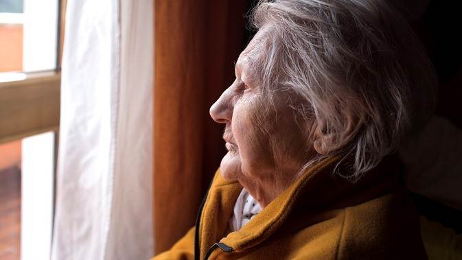 علت احساس تنهایی در سالمندان